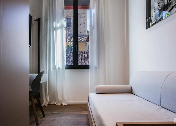 Luxury House In Marchesana 150 Mq *