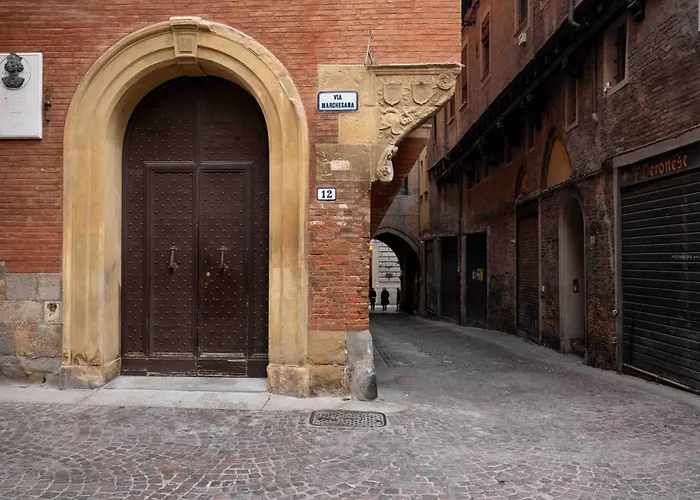 Luxury House In Marchesana 150 Mq 아파트 볼로냐