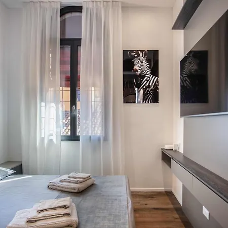 Lägenhet Luxury House In Marchesana 150 Mq