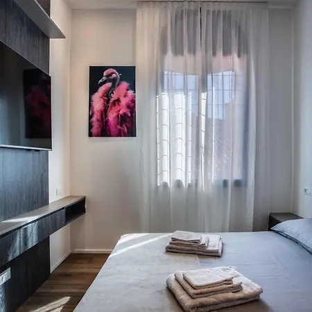 Luxury House In Marchesana 150 Mq *